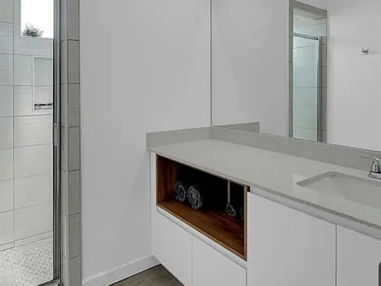 1404 Lore Dr #4 — Photo 10