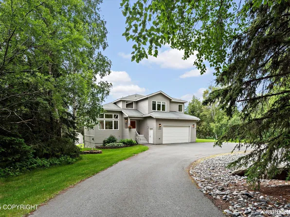 15250 Evergreen Ridge St, Anchorage, AK 99516