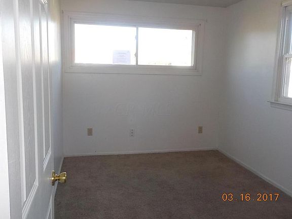 5th image of 710 Pierce Ave