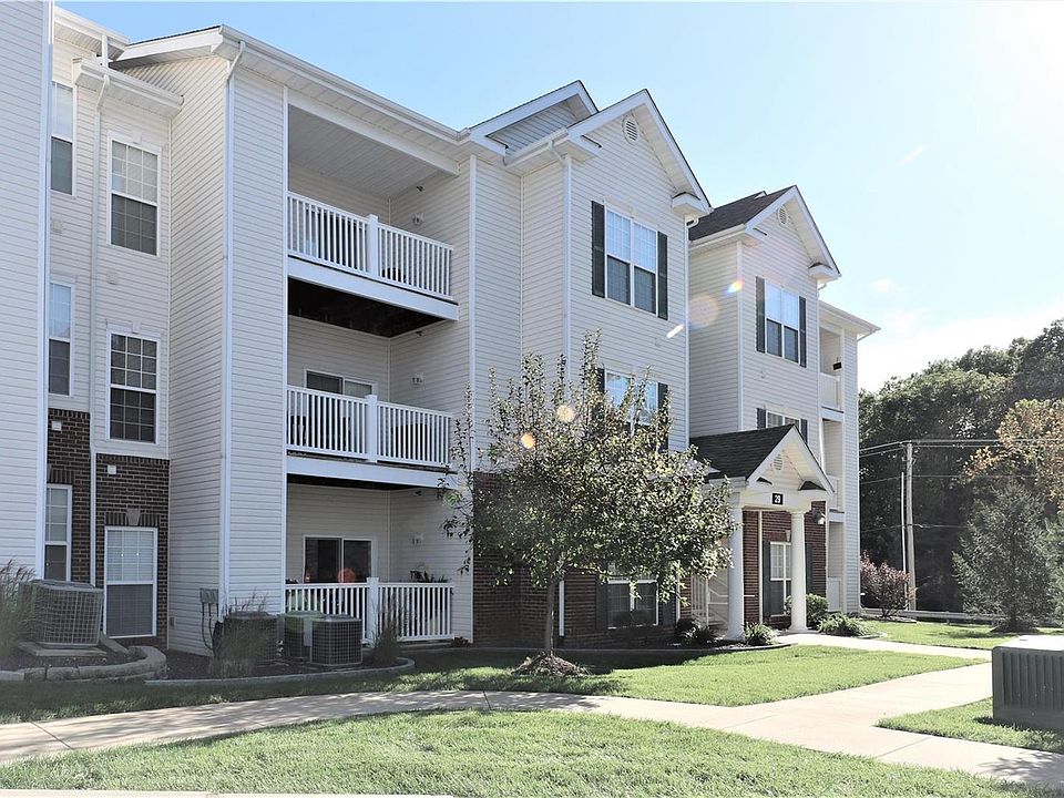 29 Kassebaum Ln APT 305, Saint Louis, MO 63129 Zillow