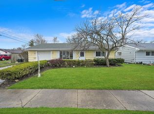 386 Jeffery Ln, Wheeling, IL