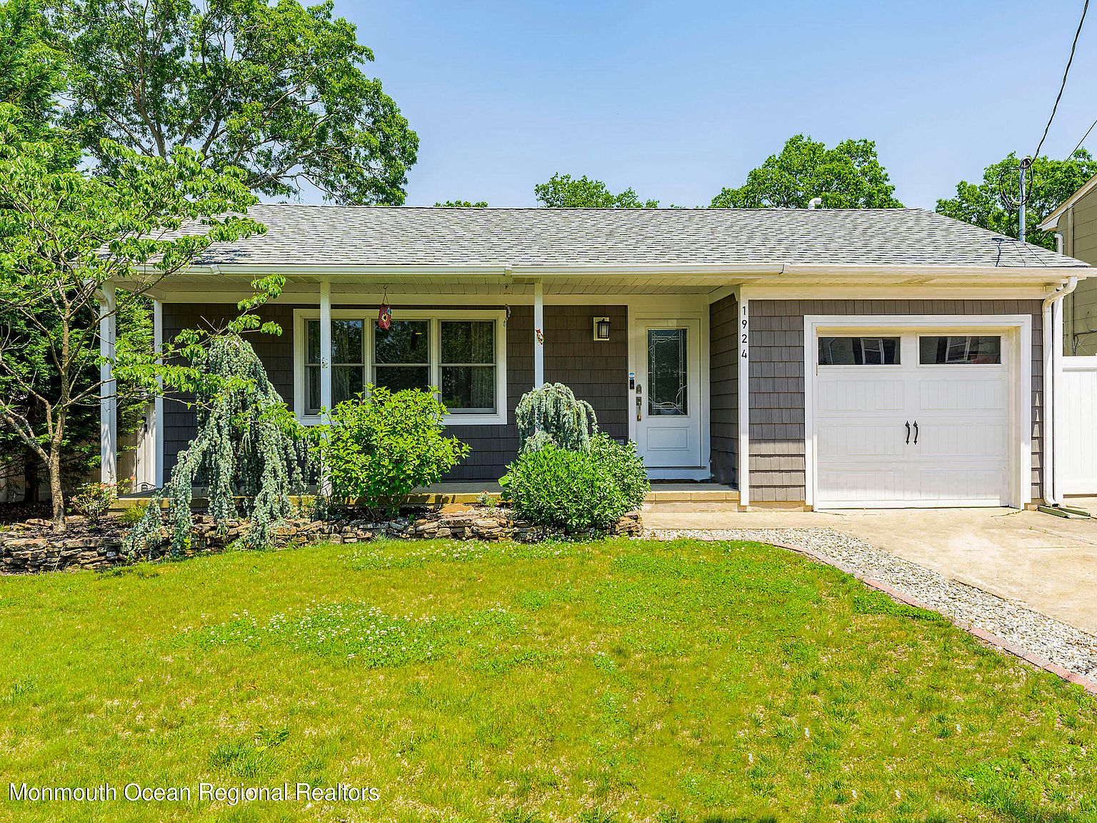 1924 Ravenwood Drive, Toms River, NJ 08753 Zillow