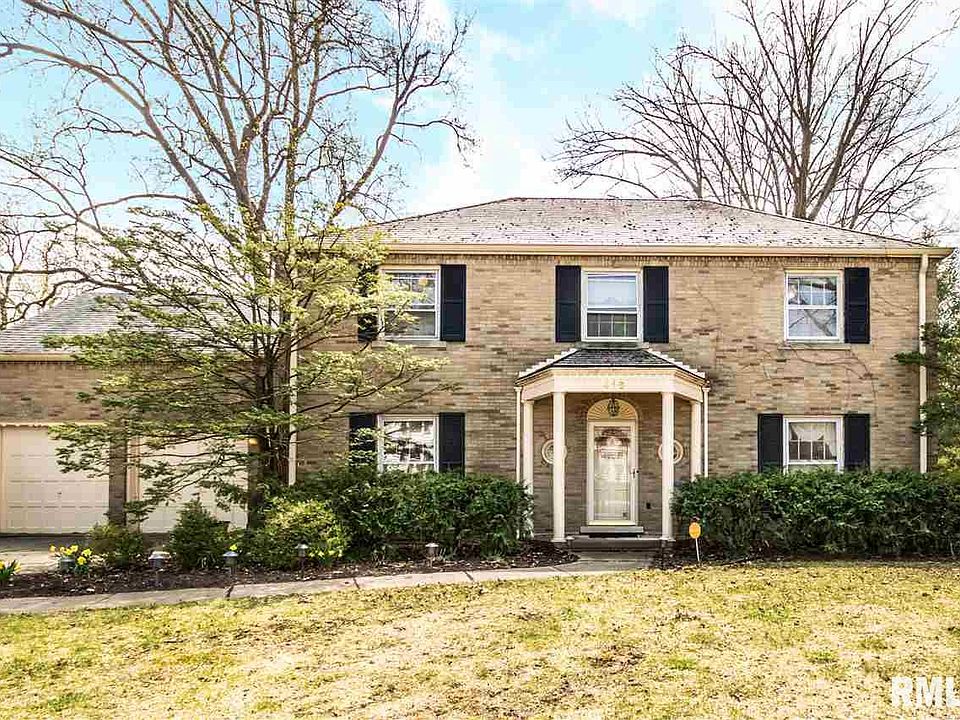 1st image of 416 W Crestwood Dr