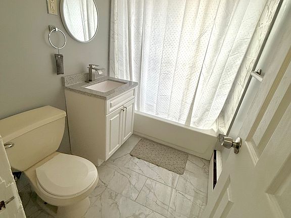 4th image of 22 Wilcox St #3