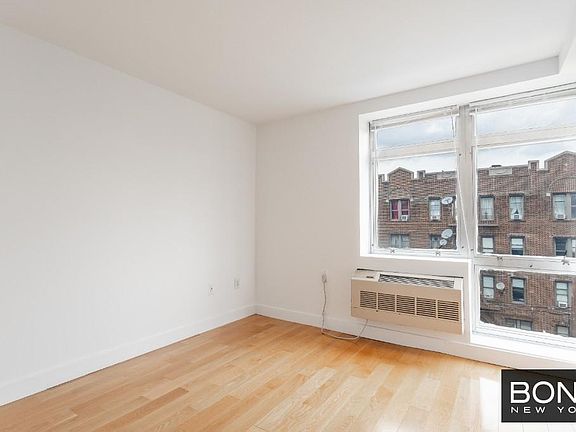 4th image of 12-22 30th Ave APT 3D