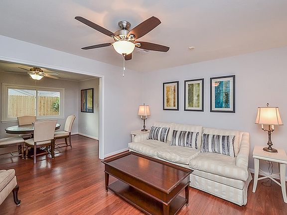 5th image of 2703 Fontana Dr