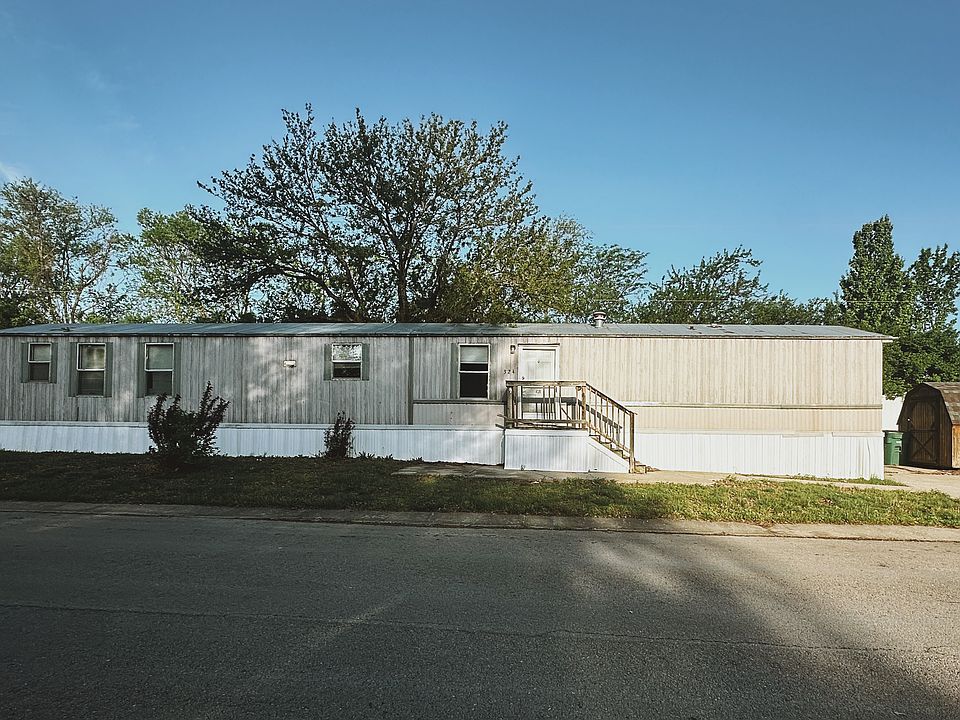 1st image of 324 Bobby Ave