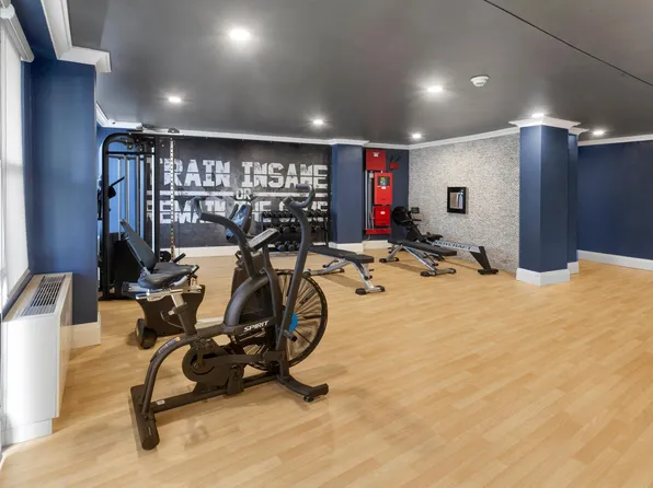 2400 Hudson Terrace image 16 of 31