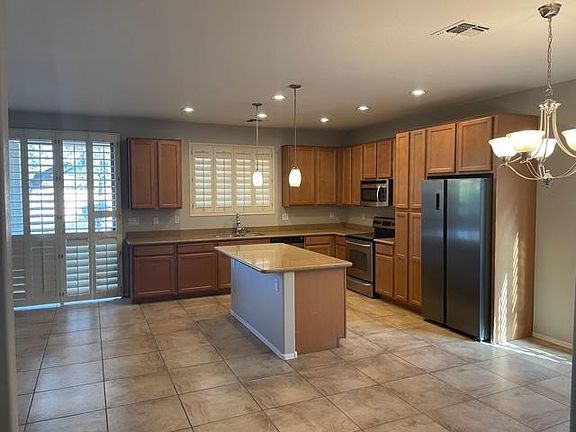 3rd image of 4210 N 154th Dr