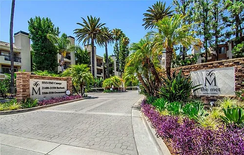 5510 Owensmouth Ave Photo 1
