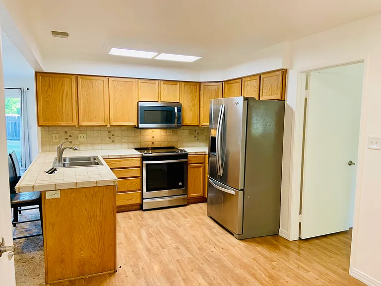 3374 Twin Oaks Dr — Photo 10