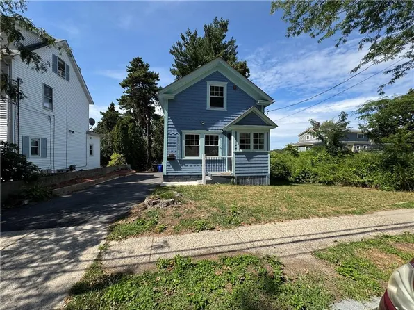 1409 S Broadway, East Providence, RI 02914