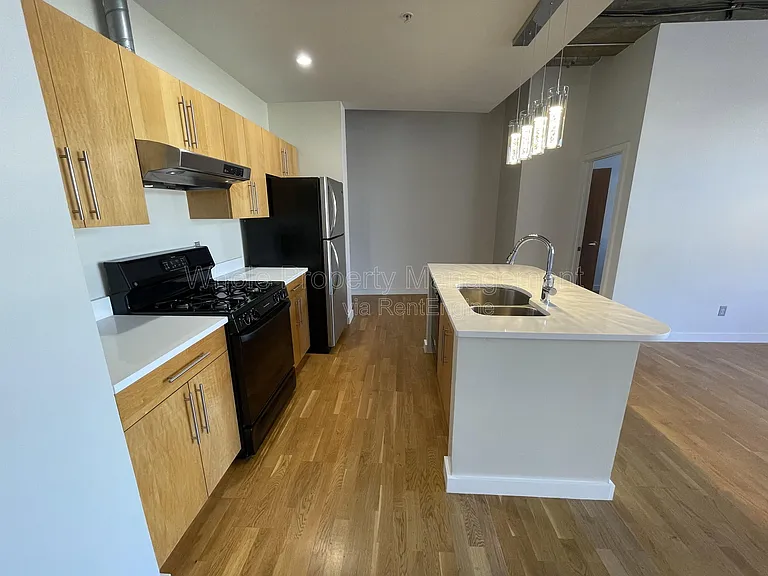 1925 W 32nd Ave #205 — Photo 24