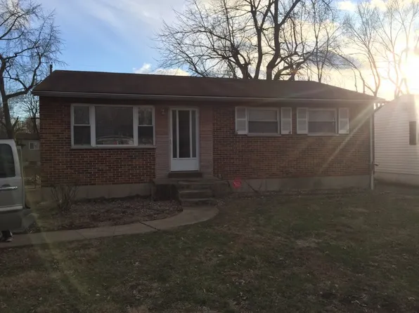 1138 Prigge Ave, Saint Louis, MO 63138