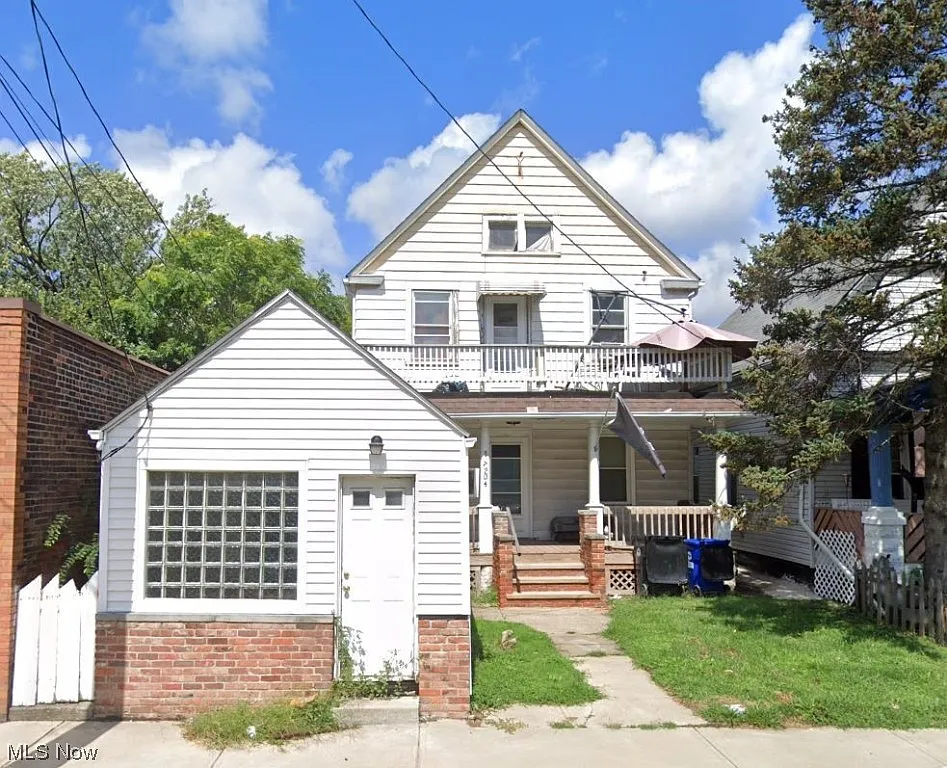 7204 Clark Ave photo 1