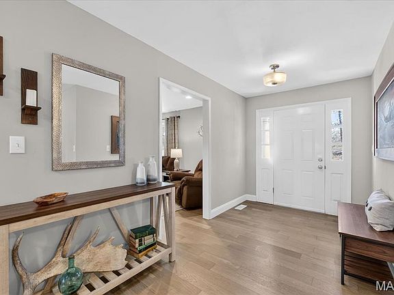 4th image of 309 Wildbrier Dr
