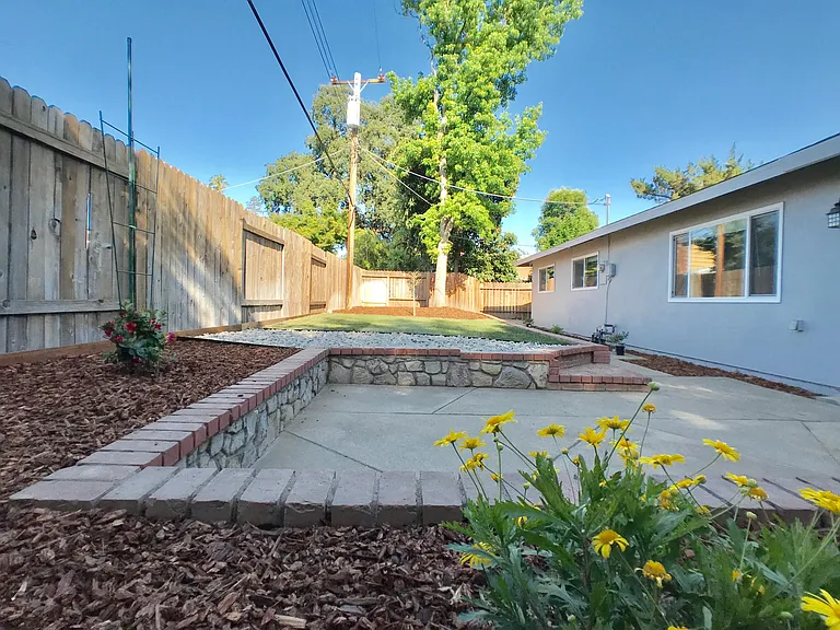 9111 La Riviera Dr — Photo 26