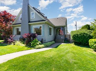 1525 45th Ave SW, Seattle, WA 98116