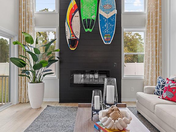 7th image of this home