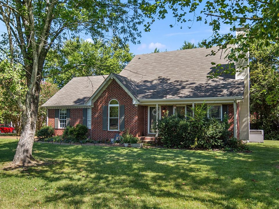1st image of 101 Griswold Ct