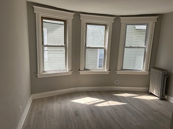 4th image of 50 Columbia Ave Floor 2
