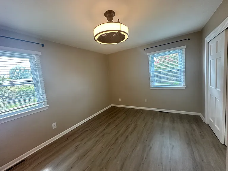 536 Summit Ridge Dr — Photo 17