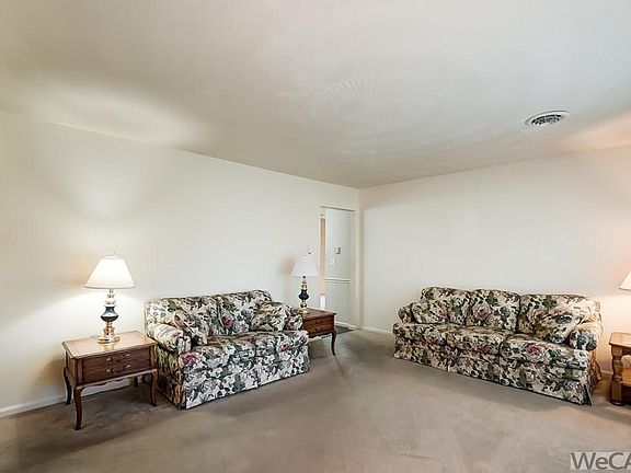 4th image of 209 Wassenberg Dr #Drw3-p2