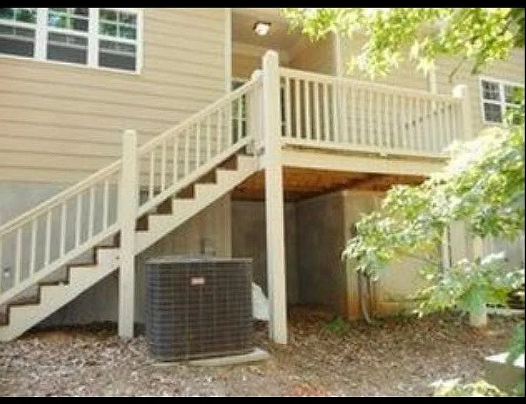 203 Port Laz Ln — Photo 8