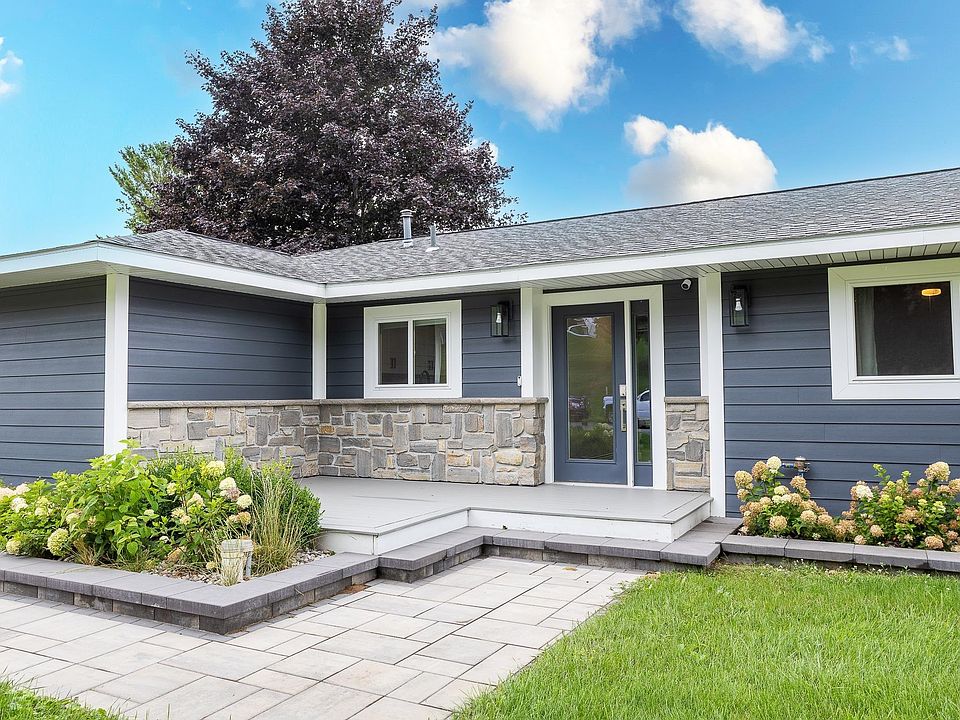 1st image of 3363 Scenic Hills Dr