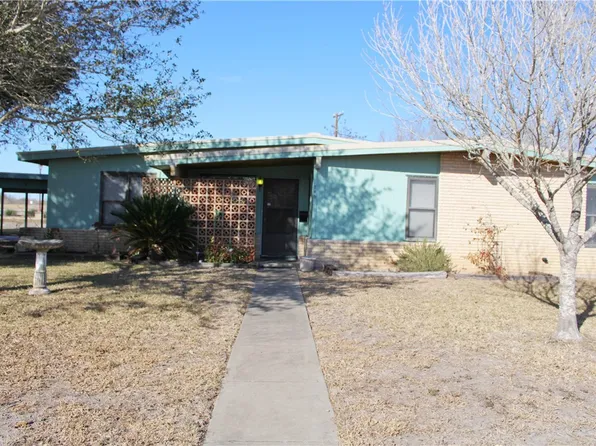 740 Santa Clara Dr, Kingsville, TX 78363