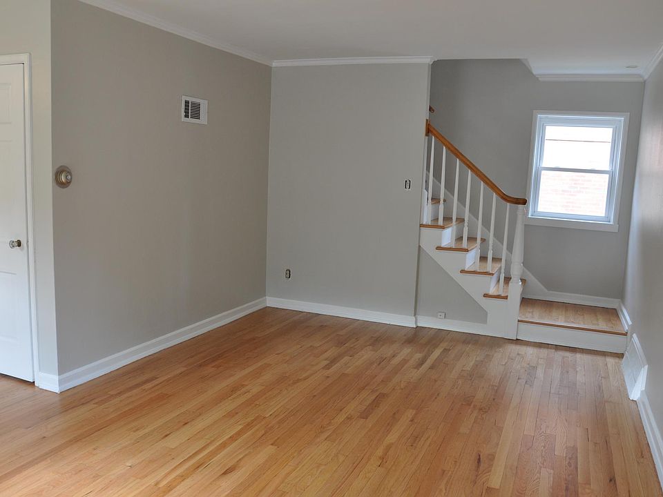 1st image of 5205 N Diversey Blvd