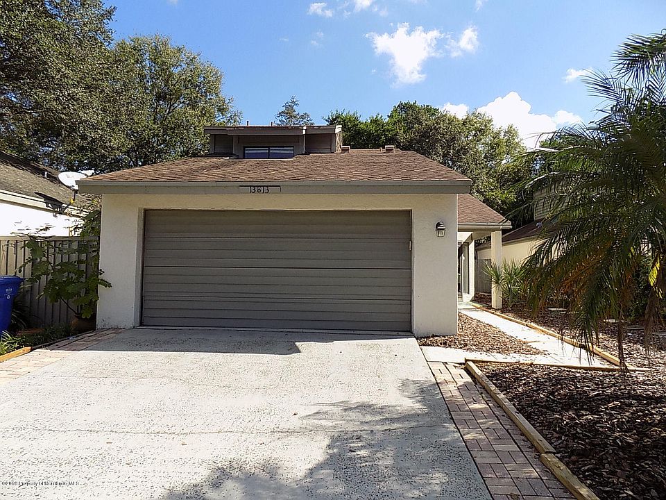 1st image of 13813 Lazy Oak Dr
