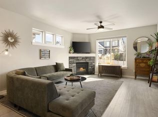 20836 SE Sunniberg Ln, Bend, OR 97702