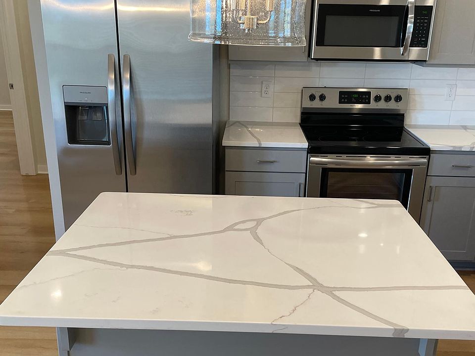 1st image of 4622 Monaco Bnd
