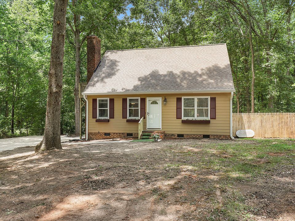 1st image of 121 Hogan Dr