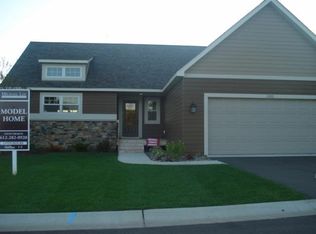 1057 Wyncrest Ct, Woodbury, MN 55129