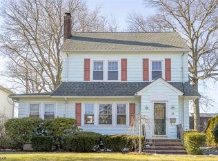 39 Parkview Dr, Millburn, NJ 07041
