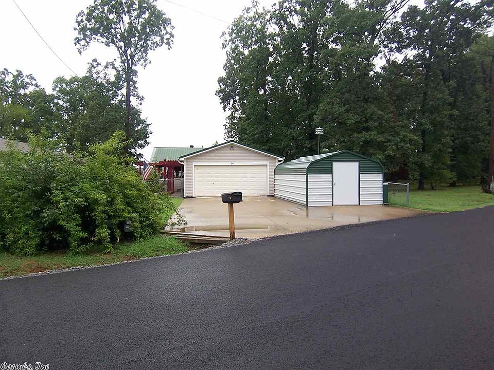 1st image of 15 Lake Forest Dr