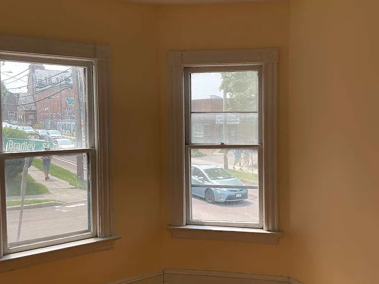 24 Bradley St — Photo 7