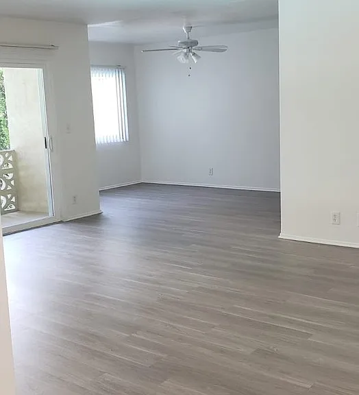 5000 Coldwater Canyon Ave — Photo 3