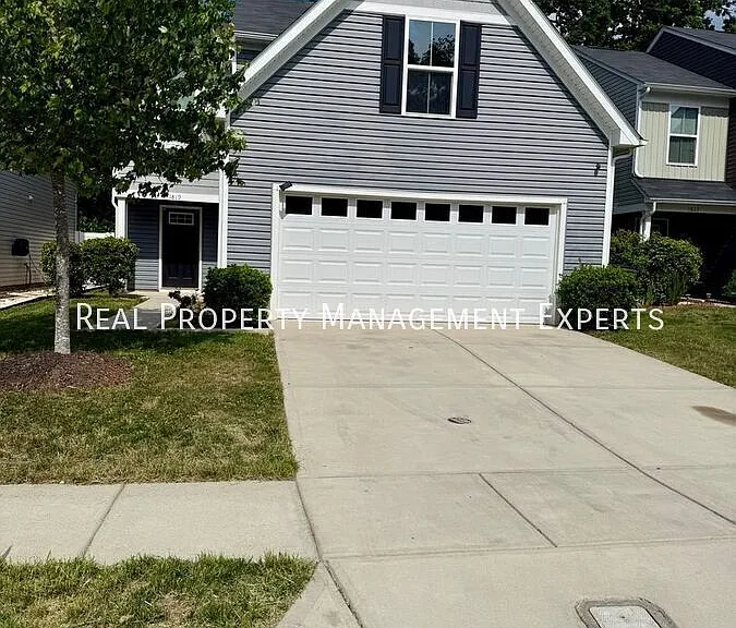 1819 Hooper Ct — Photo 1