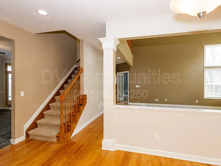 8240 Talbot Cir — Photo 7