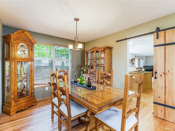 3rd image of 13222 164th Street Ct E