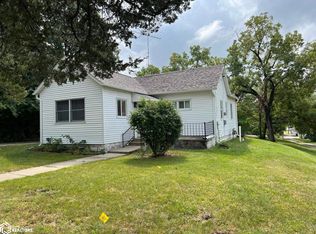 116 E Pearl St, Osceola, IA 50213