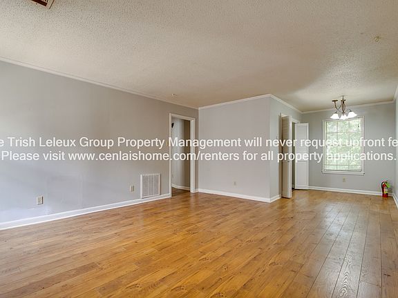 3rd image of 2343 Jackson St APT L