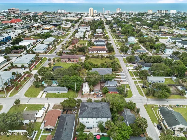 124 & 128 S 10TH Street, Jacksonville Beach, FL 32250