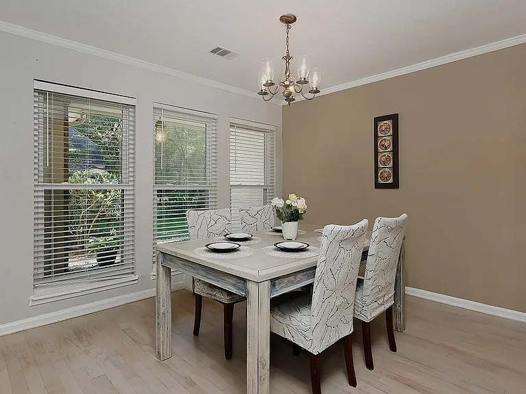 99 N Deerfoot Cir — Photo 4