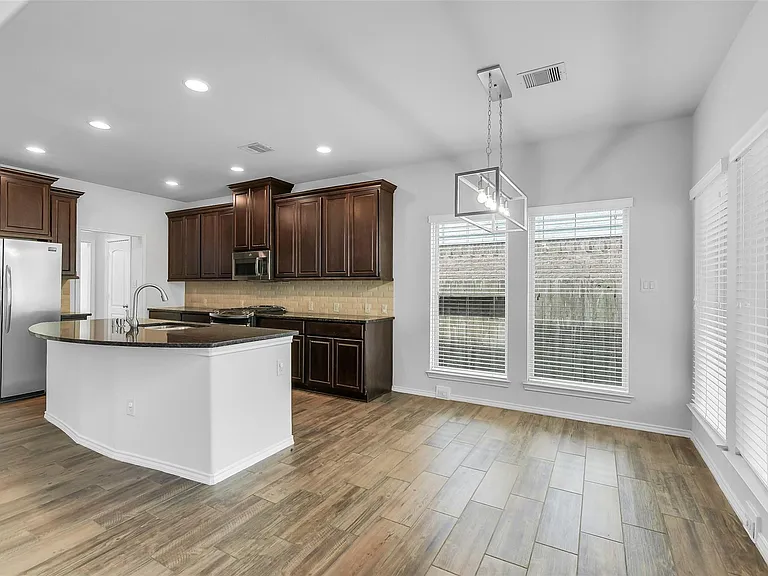 218 Kinnerly Peak Pl — Photo 6