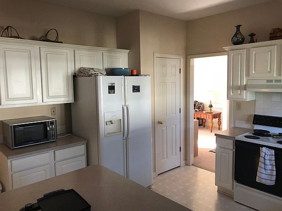 3rd image of 4844 Brennen Dr