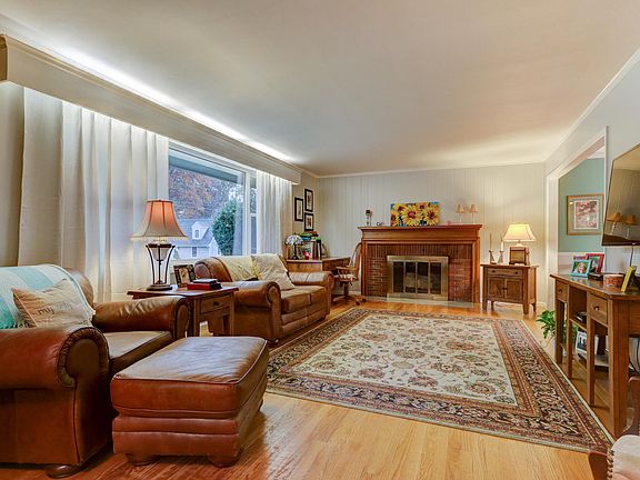 4th image of 2934 Brabson Dr